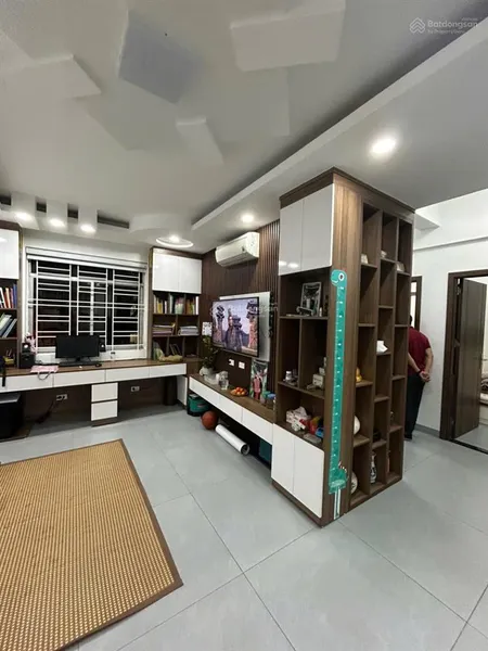 Chính chủ bán căn góc chung cư nơ 8 bán đảo linh đàm sổ đỏ chính chủ 59m2