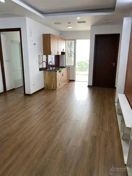 Bán căn hộ ruby ct1 giang biên, s 69m2, 2 ngủ 2wc, nội thất liền tường. giá 4,65 tỷ