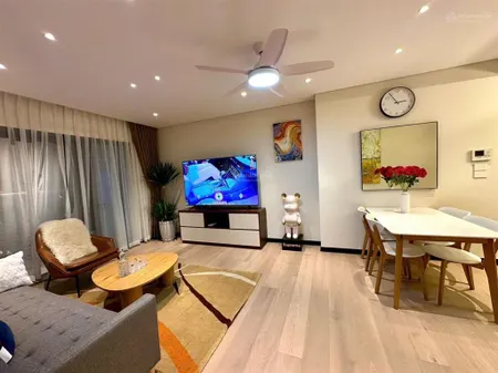 Chính chủ gửi bán căn 4pn 170m duy nhất tòa nhà nguyên bản ,sổ lâu dài ,giá 23 tỷ. 0936 203 ***