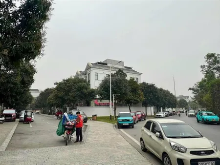 60 tỷ sở hữu lk nguyệt quế vinhome riverside 3 thoáng, 176m2, mt 38m, kinh doanh, thang máy