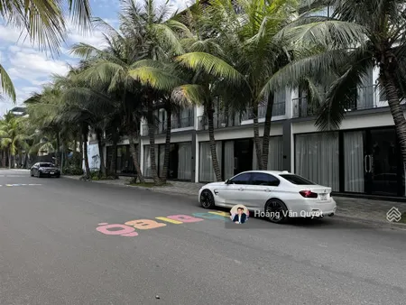 Bán shophouse 96m2 sàn 360m2 flamingo đại lải 4 tầng xây thô giá 5,6 tỷ sổ lâu dài. 0962 202 ***