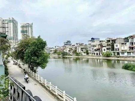 Bán đất mặt hồ tai trâu 234m, giá 63 tỷ, mặt tiền 12m, tách làm 2 sổ.