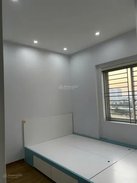 Bán chung cư đô thị việt hưng, long biên. căn hộ đẹp, thoáng mát. giá 4.5 tỷ. diện tích 76m2