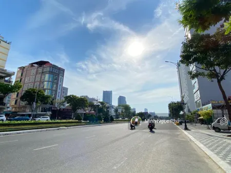 Bán 780m2 đất xây cao tầng mặt tiền phạm văn đồng ( chính chủ )