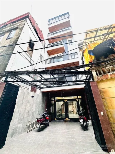 Nhà phố long biên 1 ngọc lâm 7 tầng thang máy gara oto 7 chỗ 75m mt 5.6m 18.6 tỏi.