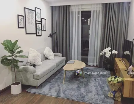 Chính chủ bán căn 68m2, 2pn + tầng trung có ban công phòng khách giá 6,7 tỷ cc five star kim giang