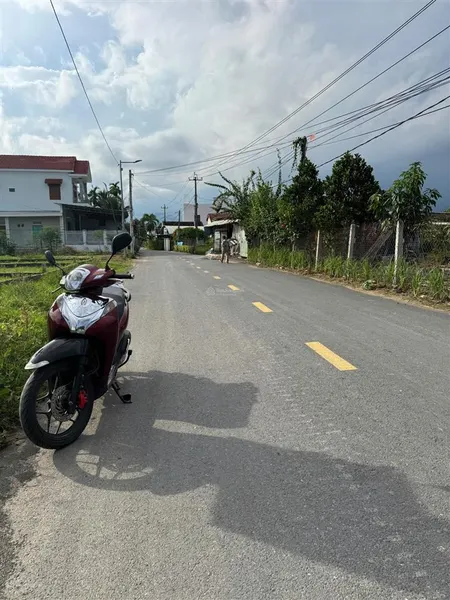 Mặt tiền đường đồng giữa qh 16m, không sợ ngập nước, mặt tiền đất rộng 13.31m, thổ cư 100%, giá rẻ