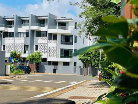 Bán căn góc 300m2, 4 tầng, khu đô thị thành phố cà phê trung tâm buôn mê thuột
