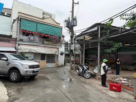Độc lạ (bán đất không bán nhà) xe tải ngủ trong, ngay quận 10, q11 83m2 chỉ 6 đồng hơn