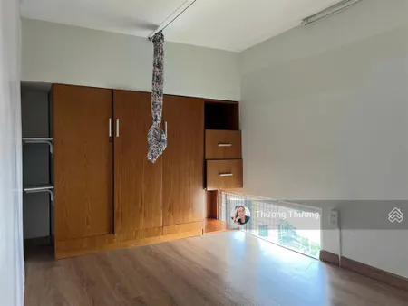 Bán officetel duplex charmington 35m2 căn góc, giá 2tỷ300 sẵn hđ thuê 13,5tr công năng 2pn1wc