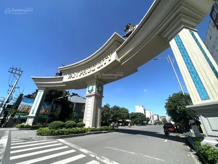 Đất bán kdc vạn phúc city ngay đường nguyễn thị nhung. dt 108.6m2. nhỉnh 16 tỷ