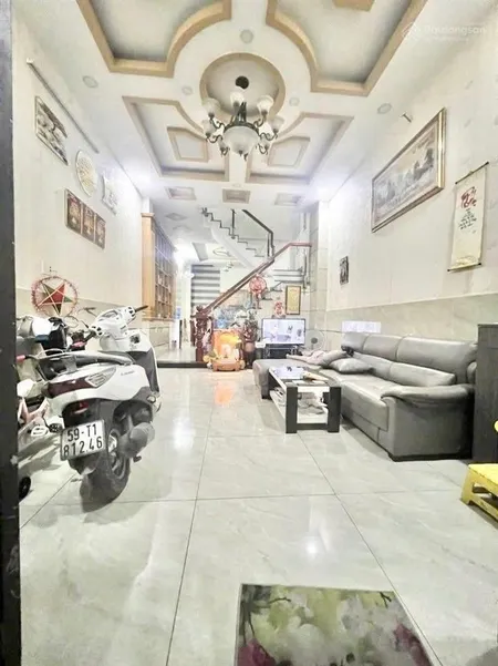 Sở hữu nhà linh trung đầu tư cho thuê tốt chính chủ căn đ. số 8 linh trung giá 3tỷ2 mức sống cao