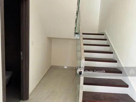 Chỉ 12,1tỷ dt 160m2 4pn4wc duplex thông tầng diamond centery vị trí đẹp, căn hộ có dt lớn nhất