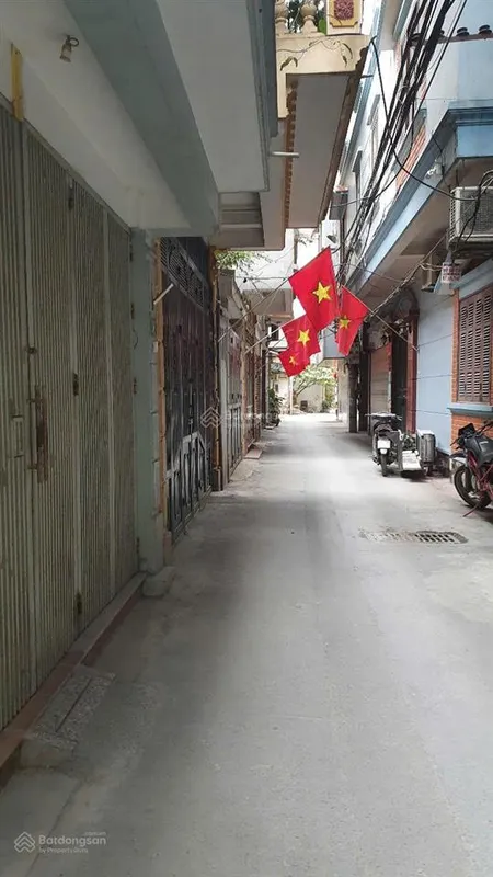 Bán đất võng thị 86m², nhà cũ 3 tầng, ngay sát hồ tây, nhỉnh 13 tỷ
