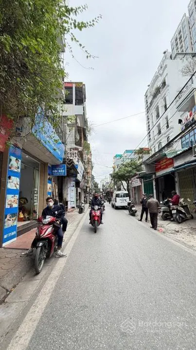 Bán nhà mặt phố 8/3hai bà trưng