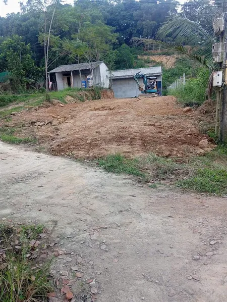 Mua đất tặng kèm nhà c4 mới xây, view cánh đồng thoáng, cách tl413 chỉ 400m, cách ub xã bất bạt 2km