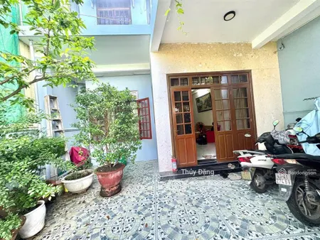 Cần bán nhanh căn nhà 2 tầng đường phạm văn bạch 109m2 ngang 7m gần masterise, skyline hoà cường