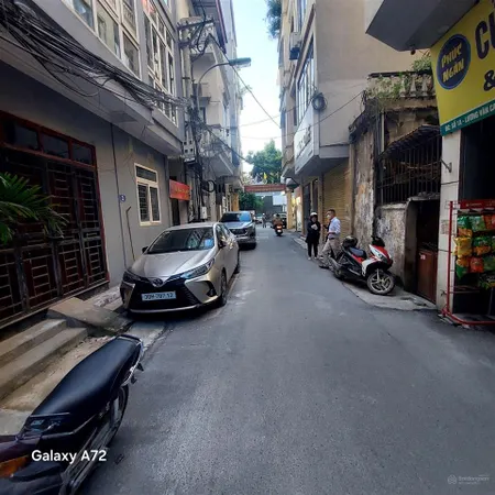 Bán gấp căn nhà ỷ la hà đông dt 35m2, 5 tầng, kinh doanh, để ở đều tốt, giá trên 4.8 tỷ