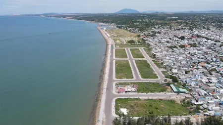 Bán đất 90m2 thổ cư. ngay mặt tiền biển phường tiến thành. giá cực tốt.