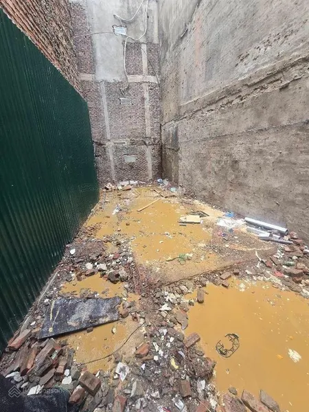 Bán mảnh đất phố phạm văn đồng. 55,3 m. mt 5,6m. giá 12.8 tỷ