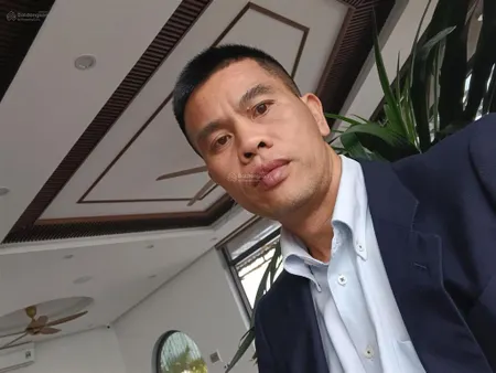 Bán nhà bạch đằng , 4 tầng, 5 ngủ, lô góc, hai bước ra phố bạch đằng, ngõ rộng ,tiện ích đầy