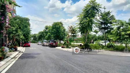 Đất tái định cư cổ linh 76m2 mt 5m ô tô tránh vỉa hè gần hồ cạnh công viên