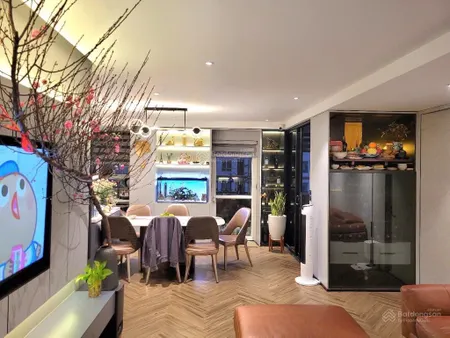 Tôi cần bán căn hộ athena complex xuân phương 115m2 3 ngủ đã ra sổ ( tặng toàn bộ nội thất)