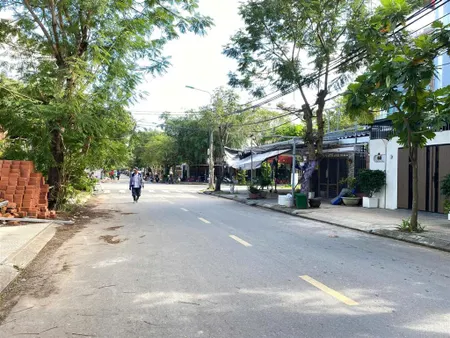 Chính chủ , cần bán đất đường đinh văn chấp ( dt 115 m2 , đông bắc ) hoà xuân .