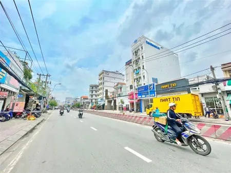 Đất xây dựng cao tầng tháp chdv. toà nhà văn phòng cty tại quận 7