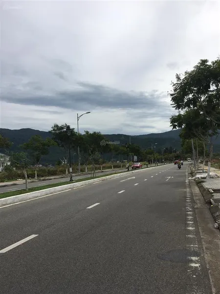 Đất mt chu huy mân đường 15m. dt 8 x 20m = 160m2