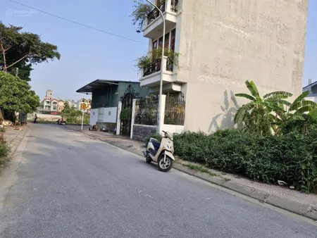 Bán đất đg cự khối, long biên, 91m2, mt 7m, giá 18.5 tỷ, phân lô, ô tô tránh vỉa hè view đẹp gần hồ