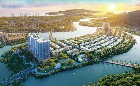 Bán căn supper vip 2 mặt tiền đường d15 nha trang, lk 5 tầng, dt 225m2, giá đang cực tốt, ngay!
