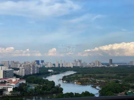 Bán căn hộ lofthouse view sông dt 230m2 giá rẻ nhất hiện nay