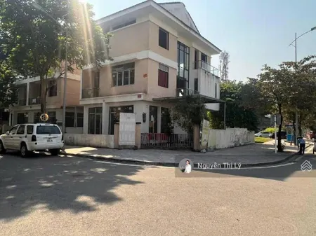 Siêu phẩm đất góc 222m², 2 mặt tiền, dịch vọng, view vườn hoa trung tâm cầu giấy tài sản 100+ tỷ
