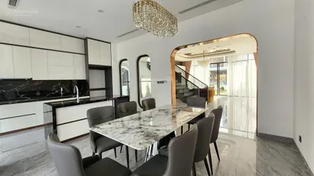 Chỉ 9 tỷ đã bao gồm xây thô hoàn thiện sân vườn 310 m2 3 mặt thoáng tại lương sơn hòa bình