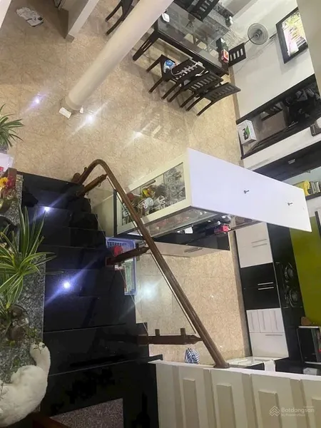 Hẻm ô tô phú đức, biệt thự 3 tầng (đã hoàn công) đi ra biển hòn chồng 800m giá 9,5 tỷ