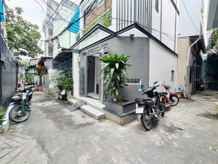 Nhà đẹp gò vấp giá chỉ 4 tỷ 2 được trang bị full.nội thất ngang hiếm 4m sổ hồng 2025 hoàn công đủ