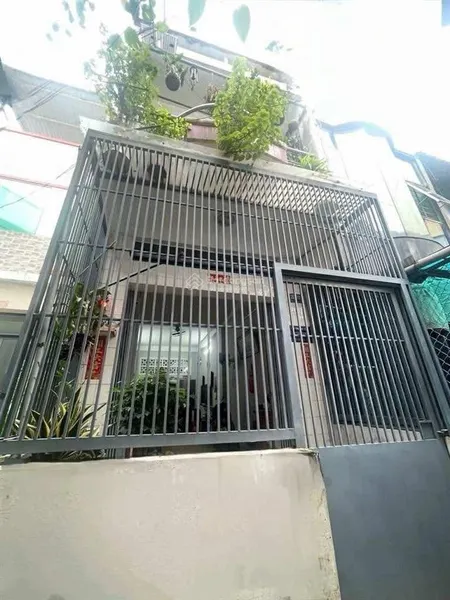 Gần ubnd p bình thới minh phụng quận 11 nhà 2 tầng btct 45m2 sát mặt tiền đường giá 4.5 tỷ tl