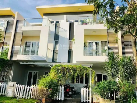 Melosa garden bt song lập 8x18, vị trí đẹp 15.5 tỷ, nội thất chất lượng, sổ hồng 0901 471 ***