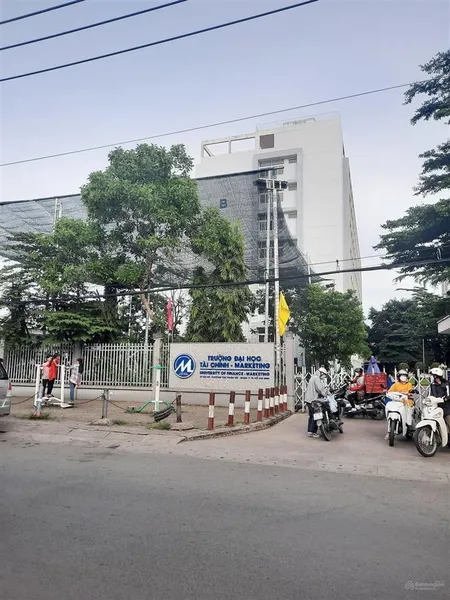 Nhà đẹp ô tô 8m, 3 lầu sân thượng , đường số , cư xá ngân hàng nhinh 9 tỷ.