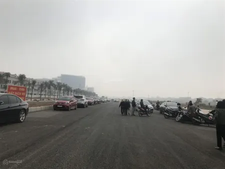 Chính chủ bán 80m2100m2150m2 mặt đường liên khu 8 rộng 80m, kinh doanh đẹp, hướng đn, sđcc,giá rẻ