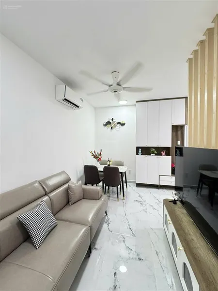 Cần bán nhanh ch hưng vượng 2 dt 71m2 full nội thất mới 100% giá tốt nhất thị trường 4,3 tỷ