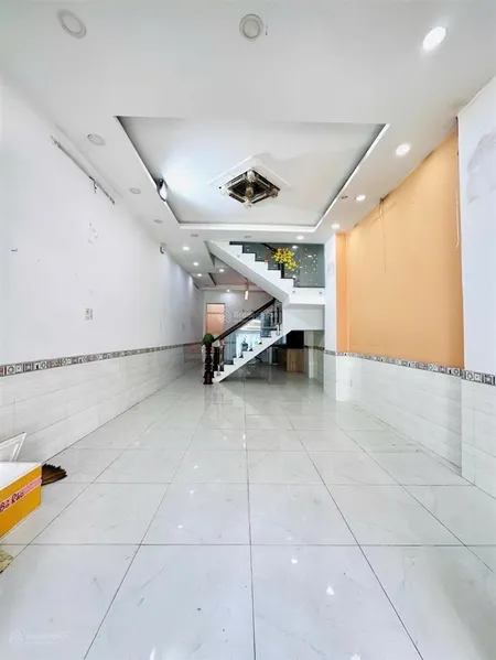Bán nhà riêng tại lê đại hành q11 giá 6,2 tỷ dt 56m2 ( 4m x 14m )