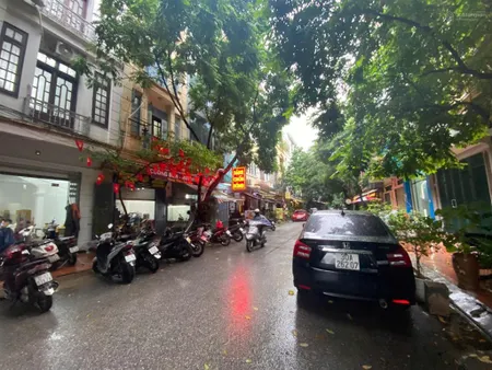 Hot! mảnh đất 2 thoáng trước sau,cách 1 nhà ra phố trung kính,kinh doanh đỉnh 80m2,mt4m, giá 34 tỷ