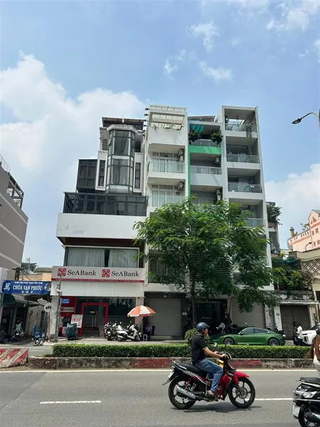 Bán nhà mặt tiền đường lê đại hành, quận 11, 3,6 x 30m, 6 tầng + thang máy, 36 tỷ tl