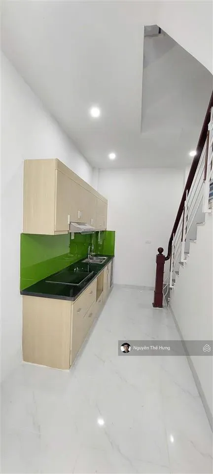 Nhà 3 ngủ, full nội thất chỉ việc xách vali về ở ngay. 32m2x4t, gần chợ bông đỏ. 0984 672 ***