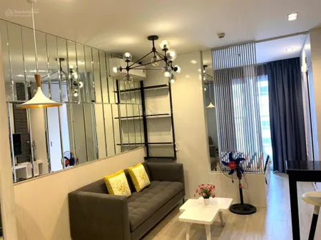 Cần bán nhanh officetel sky center địa chỉ 5b phổ quang, dt 70m2 giá bán 5 tỷ bao thuế phí