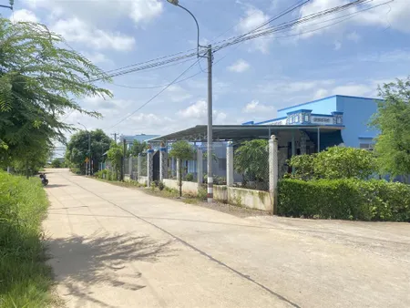 Chính chủ gửi bán 332m2 đất thổ, đường xe hơi, sổ hồng riêng, giá rẻ, kết nối tphcm chỉ 35 phút