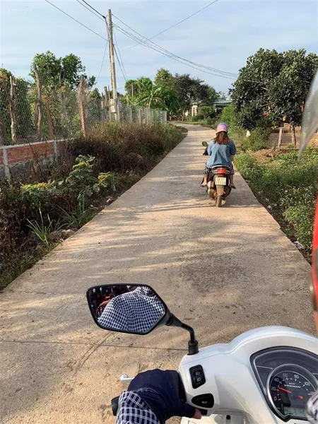 Chính chủ bán đất tại đăk r'la, đăk mil, đường bê tông, 21*30m, ô tô vào đất, 950 triệu