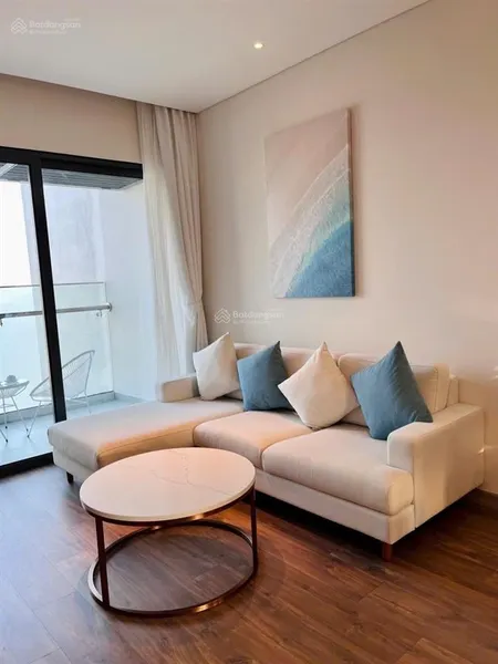 Chính chủ bán căn hộ chung cư 2 phòng ngủ a la carte hạ long. giá tốt